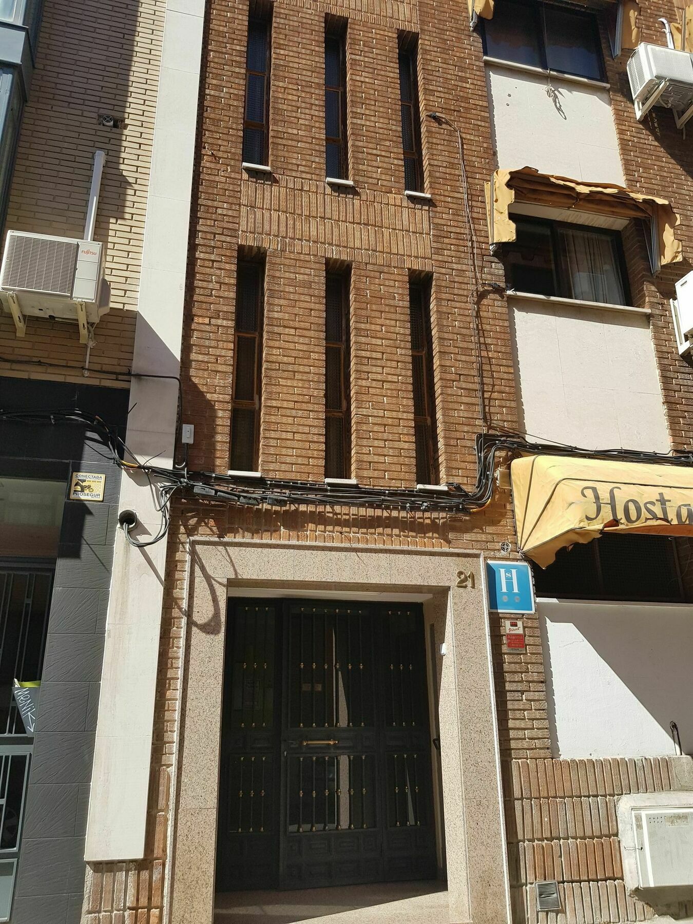 Hostal Puerta Bonita Vista Alegre Madrid Eksteriør billede